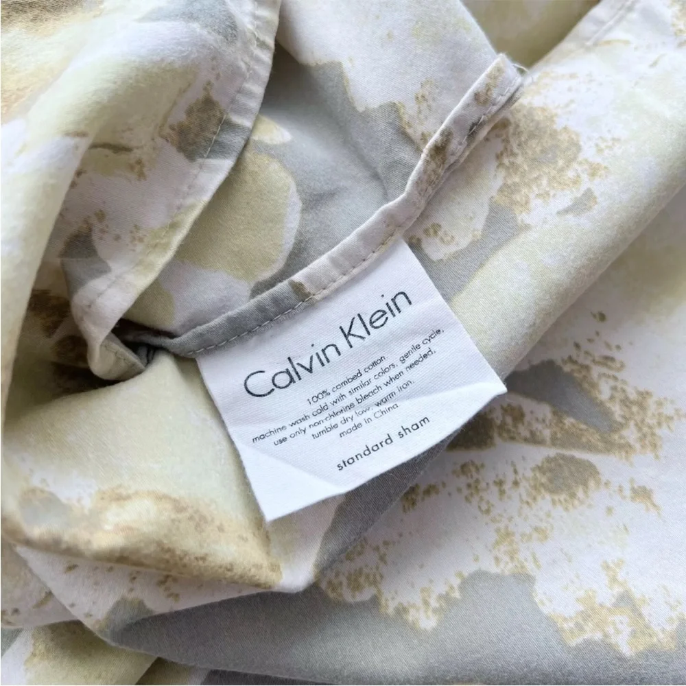 Calvin Klein QUEEN Vaucluse Duvet Cover Set w/ 2 Standard Shams Gray Floral